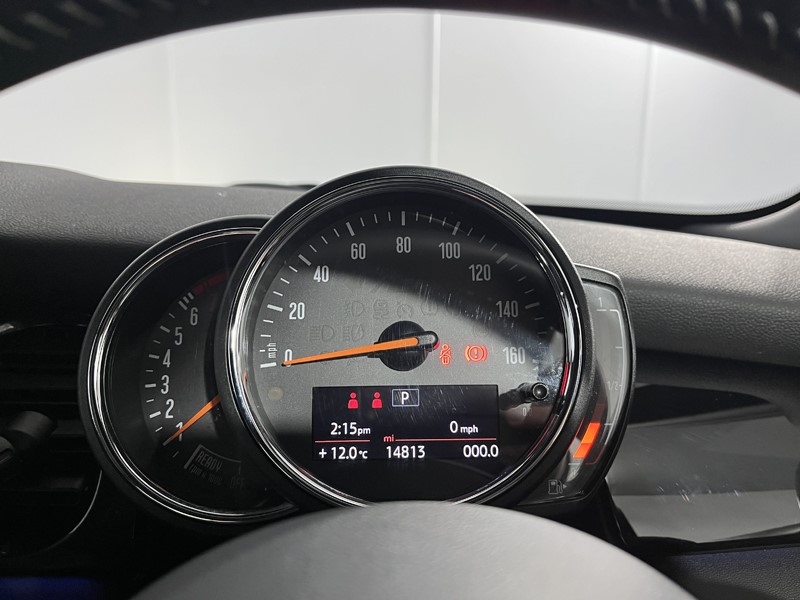 2023 (72) MINI HATCHBACK 1.5 Cooper Sport 3dr Auto 5188060