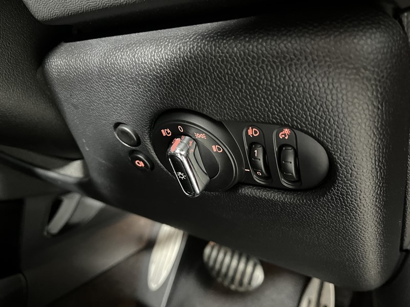 2023 (72) MINI HATCHBACK 1.5 Cooper Sport 3dr Auto 5188071