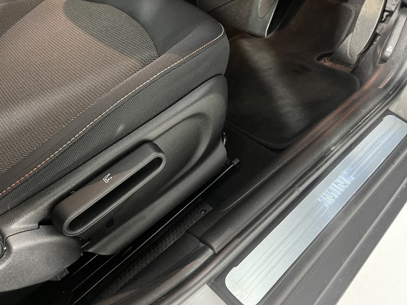 2023 (23) MINI HATCHBACK 1.5 Cooper Classic Premium 5dr Auto 5197528