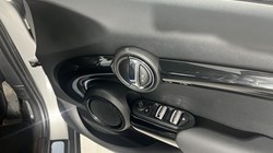 2023 (23) MINI HATCHBACK 1.5 Cooper Classic Premium 5dr Auto 5197529