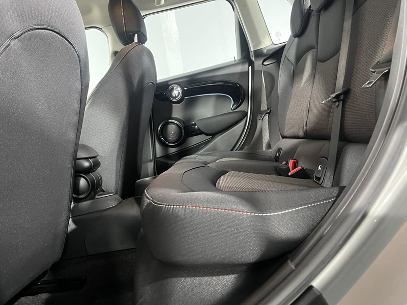 2023 (23) MINI HATCHBACK 1.5 Cooper Classic Premium 5dr Auto 5197544