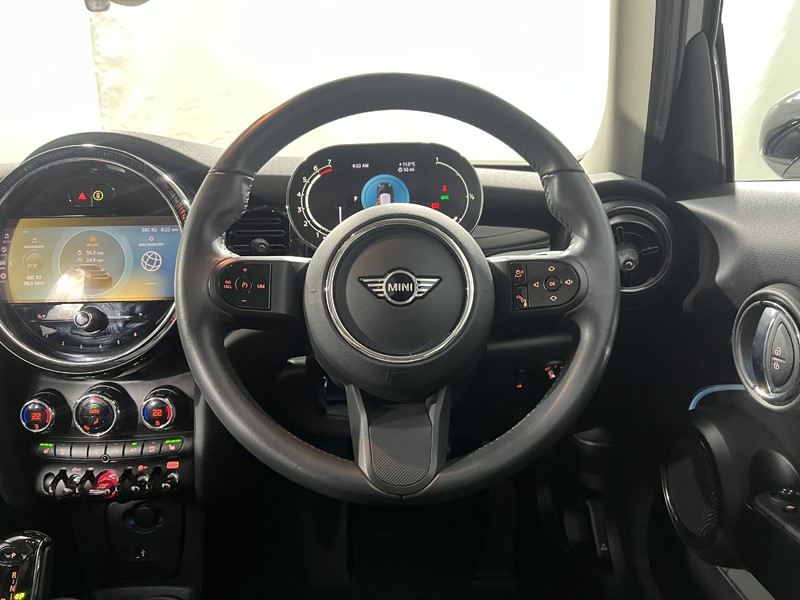 2023 (23) MINI HATCHBACK 1.5 Cooper Classic Premium 5dr Auto 5197515
