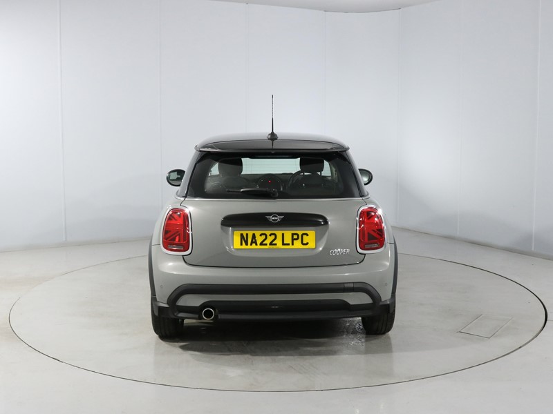 2022 (22) MINI HATCHBACK 1.5 Cooper Classic 3dr Auto 5169798