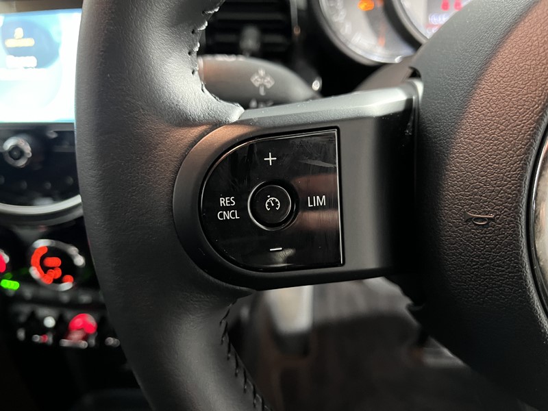 2022 (22) MINI HATCHBACK 1.5 Cooper Classic 3dr Auto 5169805