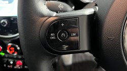 2022 (22) MINI HATCHBACK 1.5 Cooper Classic 3dr Auto 5169805