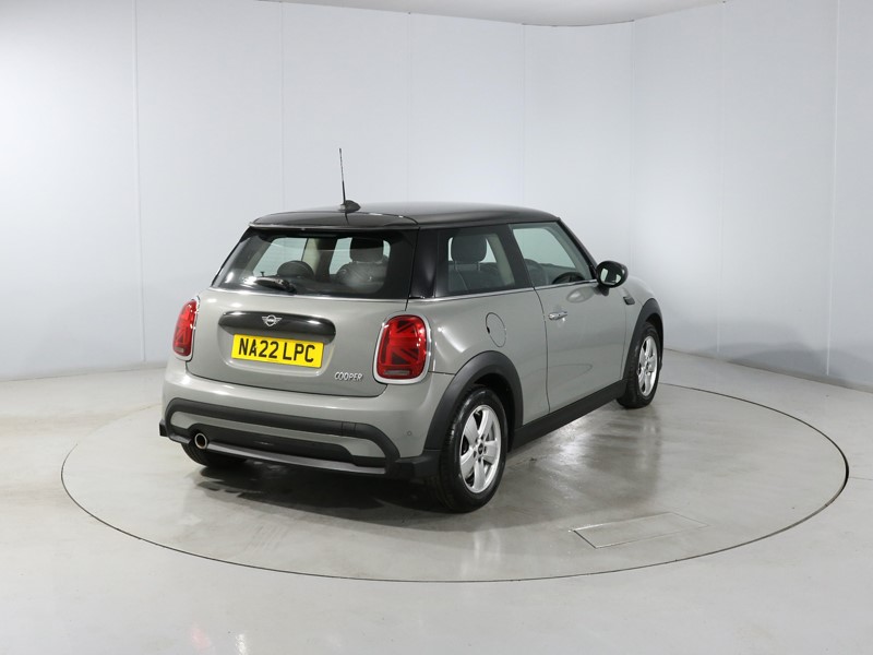 2022 (22) MINI HATCHBACK 1.5 Cooper Classic 3dr Auto 5169823