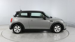 2022 (22) MINI HATCHBACK 1.5 Cooper Classic 3dr Auto 5169786
