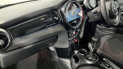 2022 (22) MINI HATCHBACK 1.5 Cooper Classic 3dr Auto 5169790