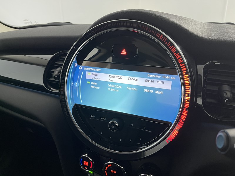 2022 (22) MINI HATCHBACK 1.5 Cooper Classic 3dr Auto 5169812