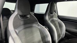 2022 (72) MINI HATCHBACK 1.5 Cooper Sport 3dr Auto 5170162