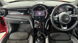 2022 (72) MINI HATCHBACK 1.5 Cooper Sport 3dr Auto 5170155