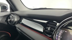 2022 (72) MINI HATCHBACK 1.5 Cooper Sport 3dr Auto 5170176