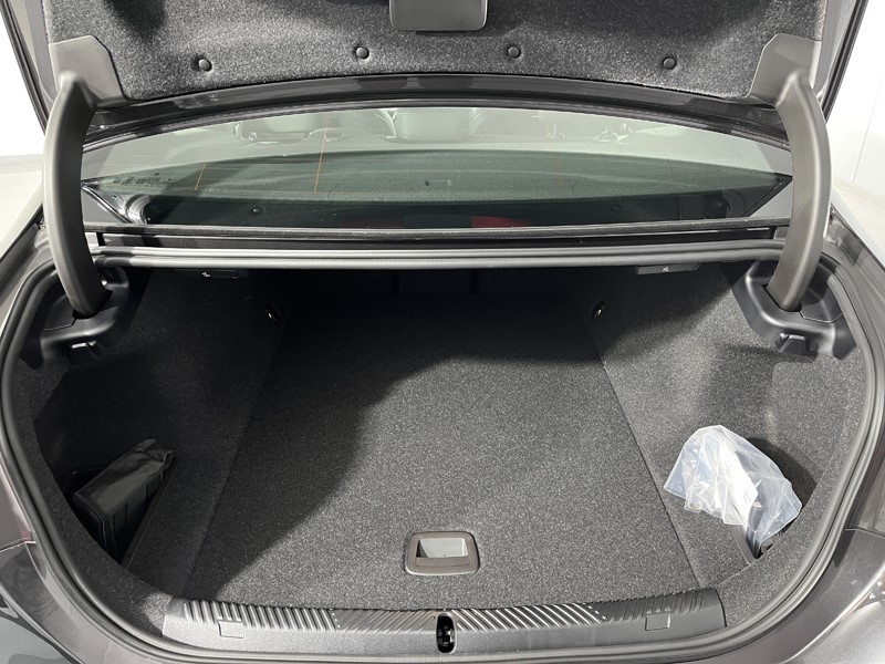 2025 (75) BMW I5 250kW eDrive40 M Sport 84kWh 4dr Auto 5248706