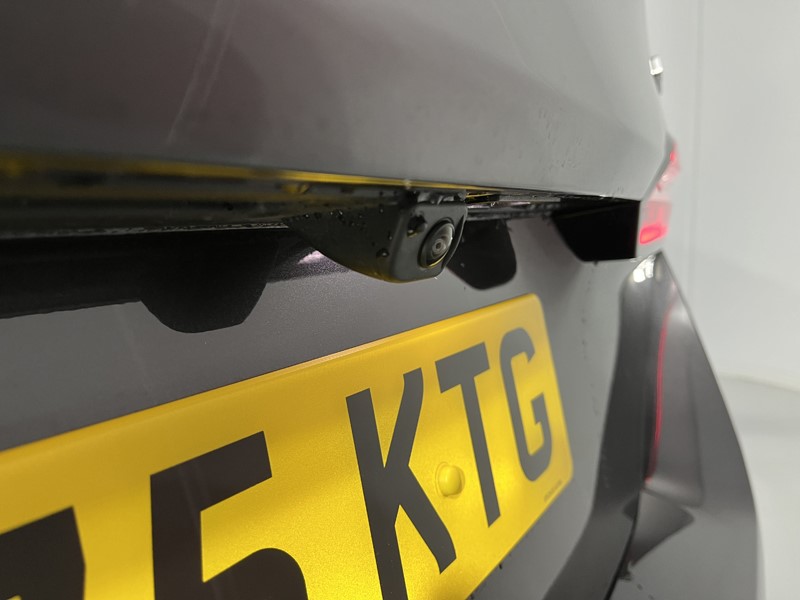 2025 (75) BMW I5 250kW eDrive40 M Sport 84kWh 4dr Auto 5248741