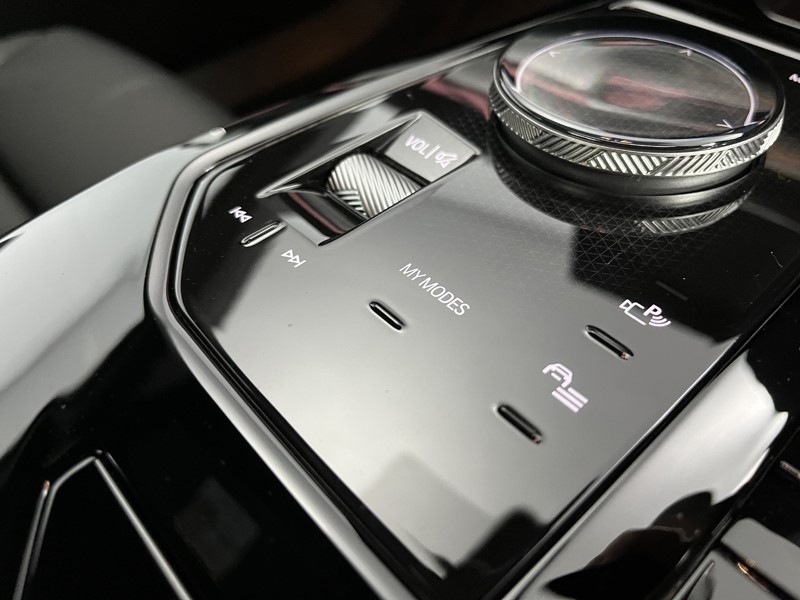 2025 (75) BMW I5 250kW eDrive40 M Sport 84kWh 4dr Auto 5248727