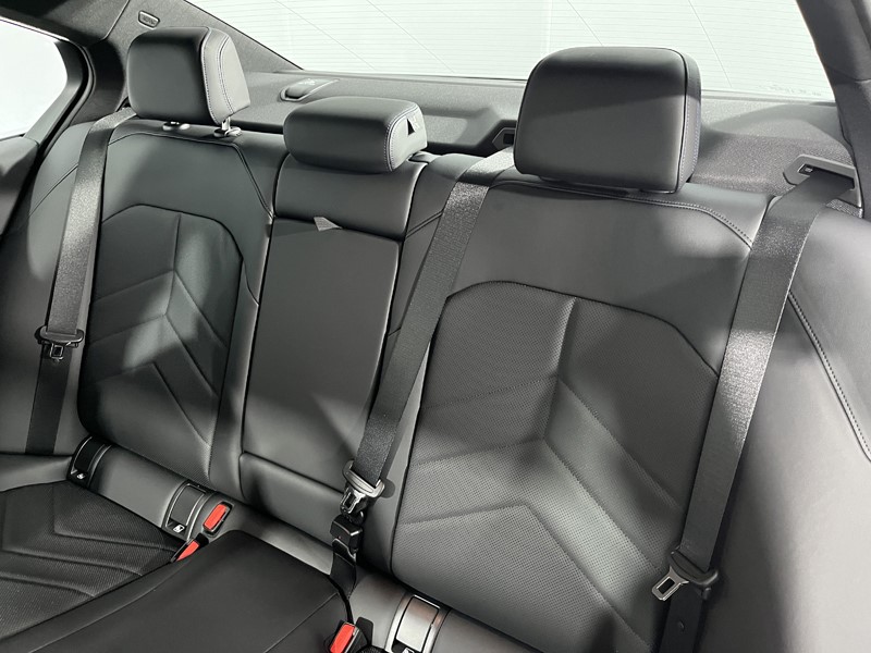 2025 (75) BMW I5 250kW eDrive40 M Sport 84kWh 4dr Auto 5248705