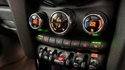 2024 (73) MINI HATCHBACK 1.5 Cooper Classic Premium 5dr Auto 5188199