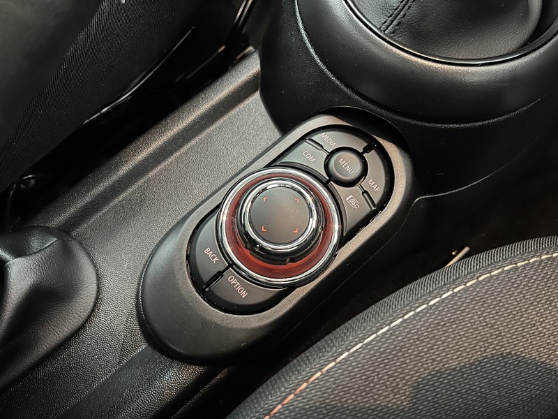 2024 (73) MINI HATCHBACK 1.5 Cooper Classic Premium 5dr Auto 5188201