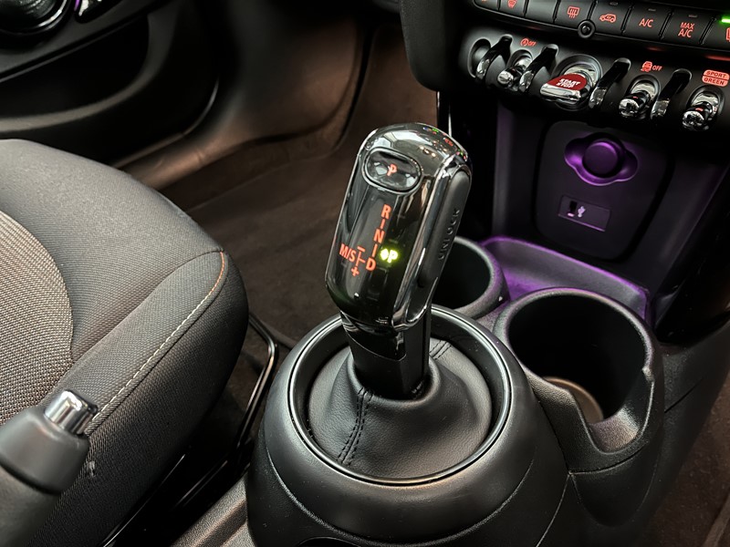 2024 (73) MINI HATCHBACK 1.5 Cooper Classic Premium 5dr Auto 5188180