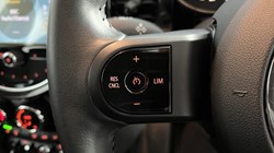 2024 (73) MINI HATCHBACK 1.5 Cooper Classic Premium 5dr Auto 5188192