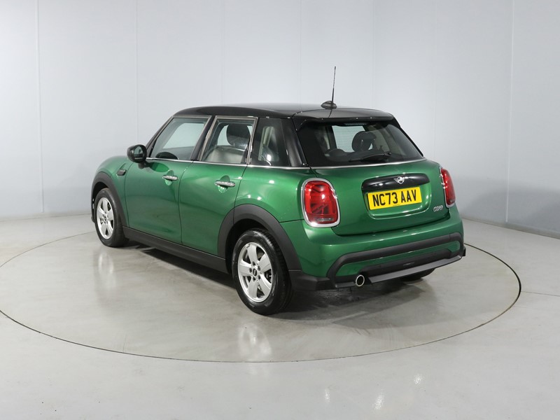 2024 (73) MINI HATCHBACK 1.5 Cooper Classic Premium 5dr Auto