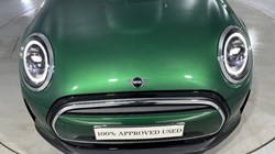 2024 (73) MINI HATCHBACK 1.5 Cooper Classic Premium 5dr Auto 5188207