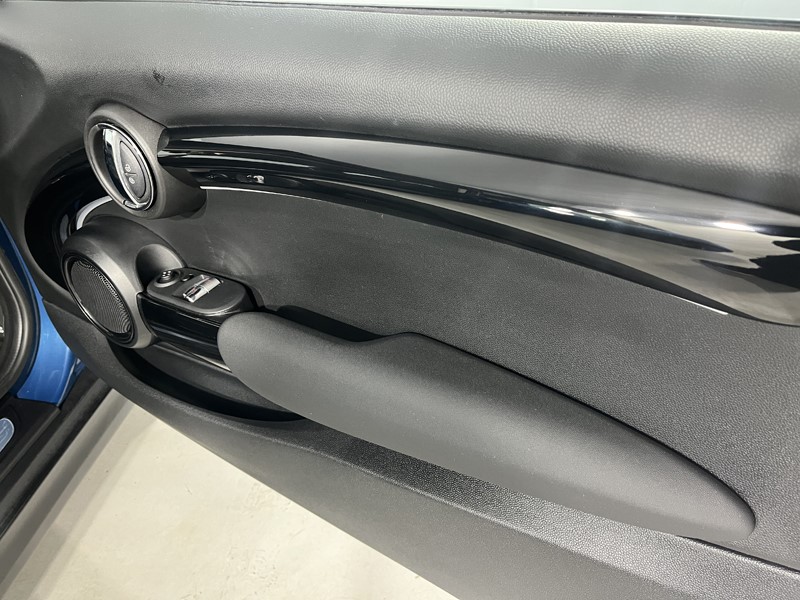 2022 (22) MINI HATCHBACK 1.5 Cooper Classic 3dr 5197570