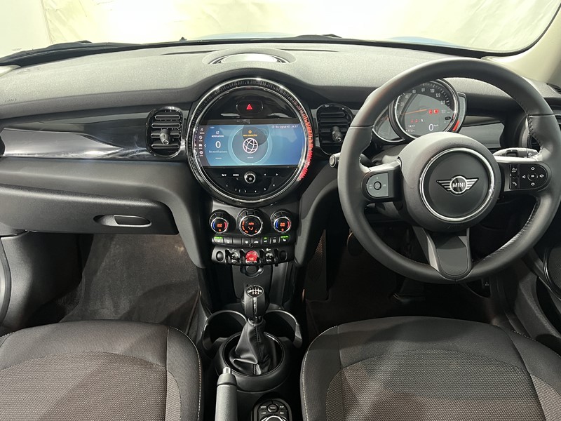 2022 (22) MINI HATCHBACK 1.5 Cooper Classic 3dr 5197555