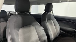 2022 (22) MINI HATCHBACK 1.5 Cooper Classic 3dr 5197562