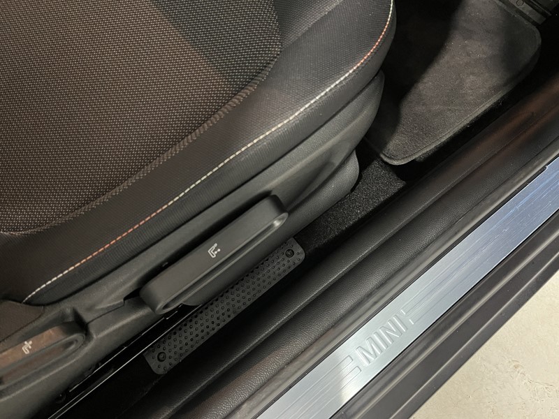 2022 (22) MINI HATCHBACK 1.5 Cooper Classic 3dr 5197569