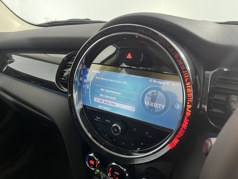 2022 (22) MINI HATCHBACK 1.5 Cooper Classic 3dr 5197577