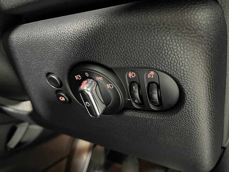 2022 (22) MINI HATCHBACK 1.5 Cooper Classic 3dr 5197571