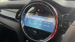 2022 (22) MINI HATCHBACK 1.5 Cooper Classic 3dr 5197580