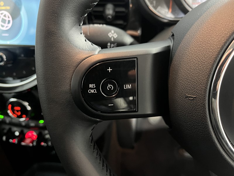 2022 (22) MINI HATCHBACK 1.5 Cooper Classic 3dr 5197573