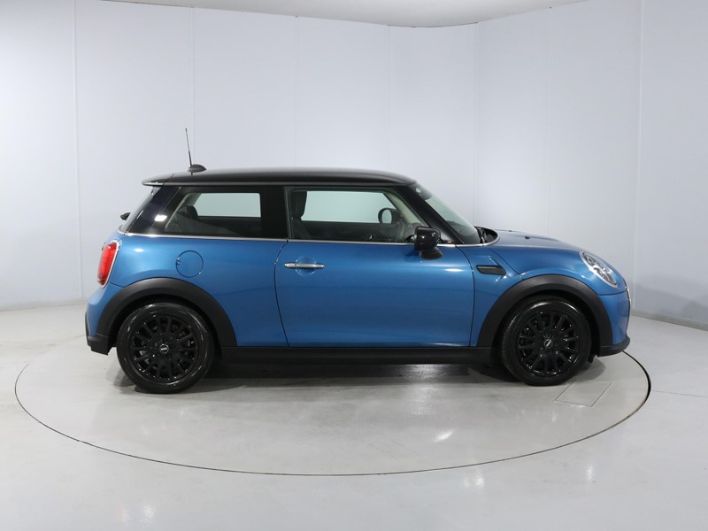 2022 (22) MINI HATCHBACK 1.5 Cooper Classic 3dr 5197554