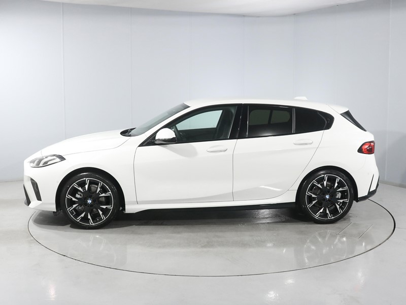 2026 (26) BMW 1 SERIES 120 M Sport 5dr Step Auto 5607368