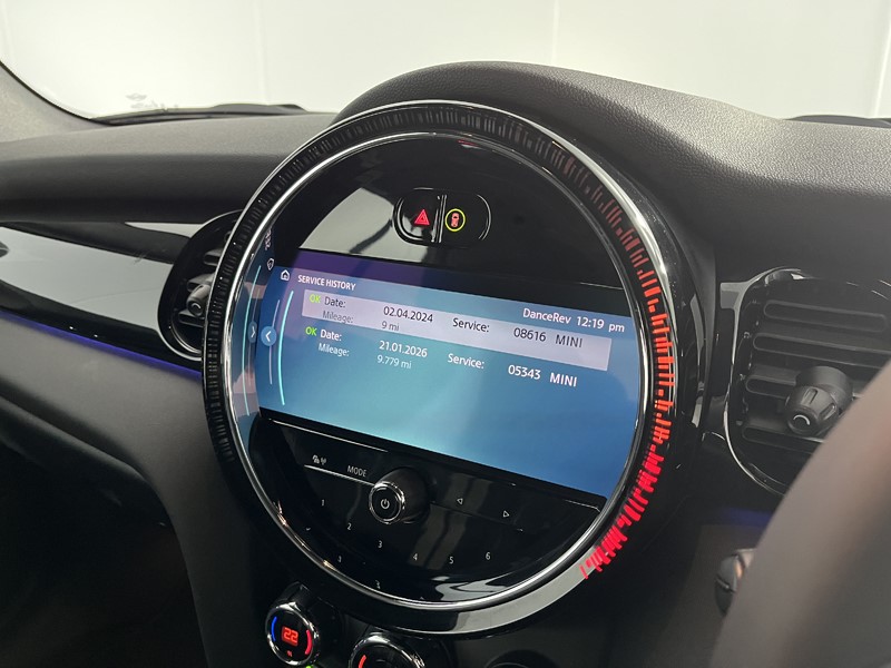 2024 (24) MINI CONVERTIBLE 2.0 Cooper S Sport Premium 2dr Auto 5201743