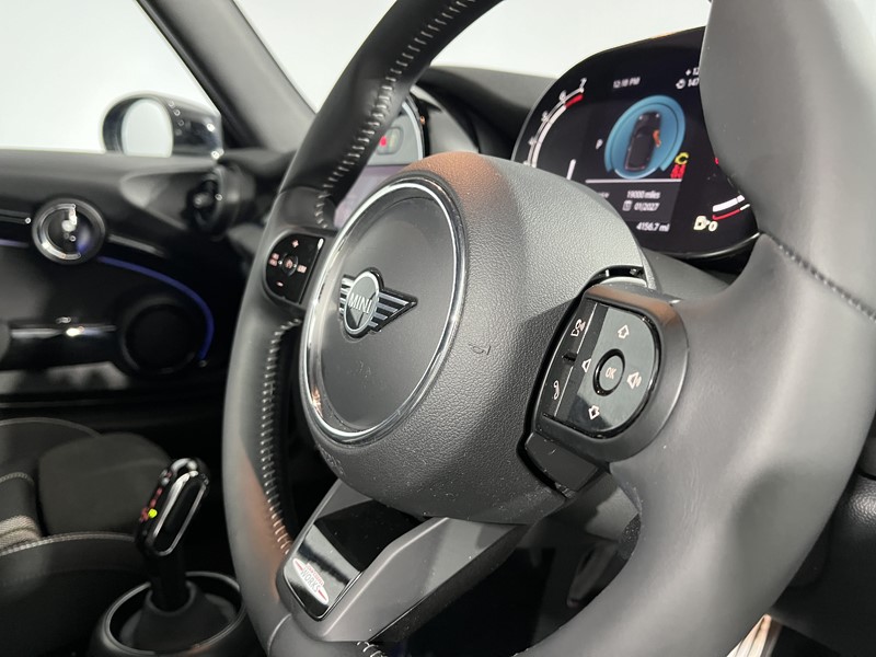 2024 (24) MINI CONVERTIBLE 2.0 Cooper S Sport Premium 2dr Auto 5201735