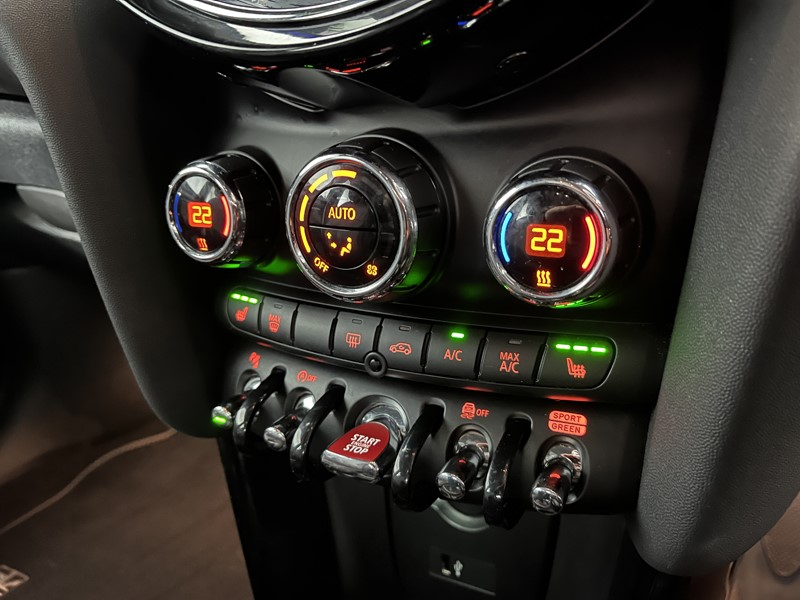 2022 (22) MINI HATCHBACK 1.5 Cooper Exclusive 5dr Auto 5187895