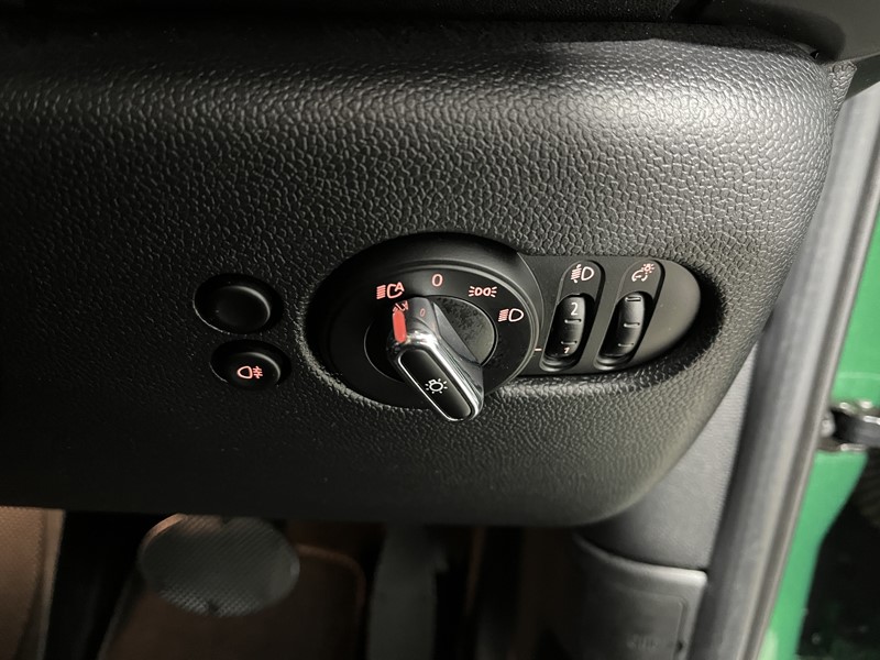 2022 (22) MINI HATCHBACK 1.5 Cooper Exclusive 5dr Auto 5187886