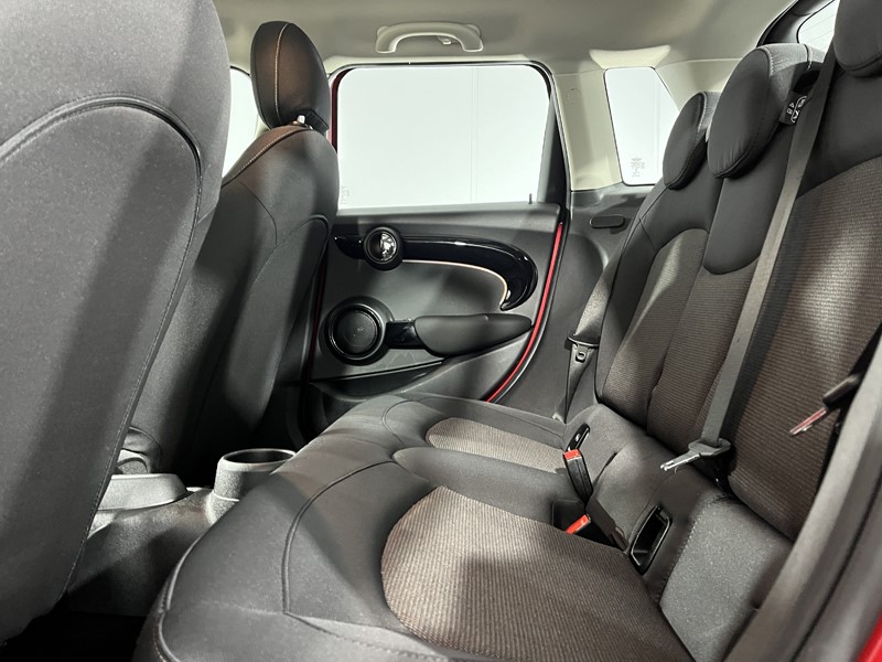 2022 (72) MINI HATCHBACK 1.5 One Classic 5dr 5213360