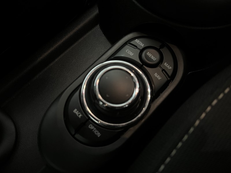 2022 (72) MINI HATCHBACK 1.5 One Classic 5dr 5213358