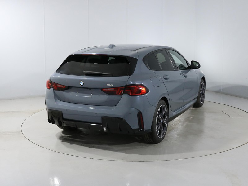 2026 (26) BMW 1 SERIES 120 M Sport 5dr Step Auto 5461903