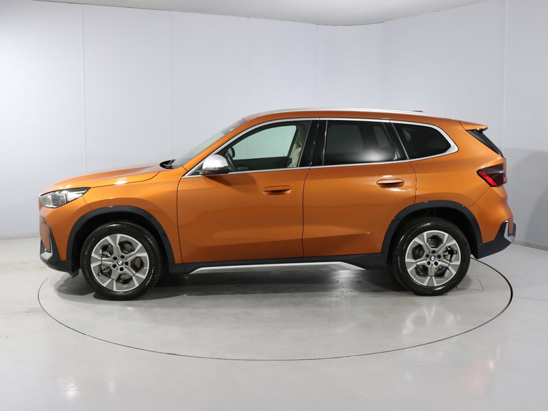 2023 (23) BMW X1 sDrive 20i MHT xLine 5dr Step Auto 5197510