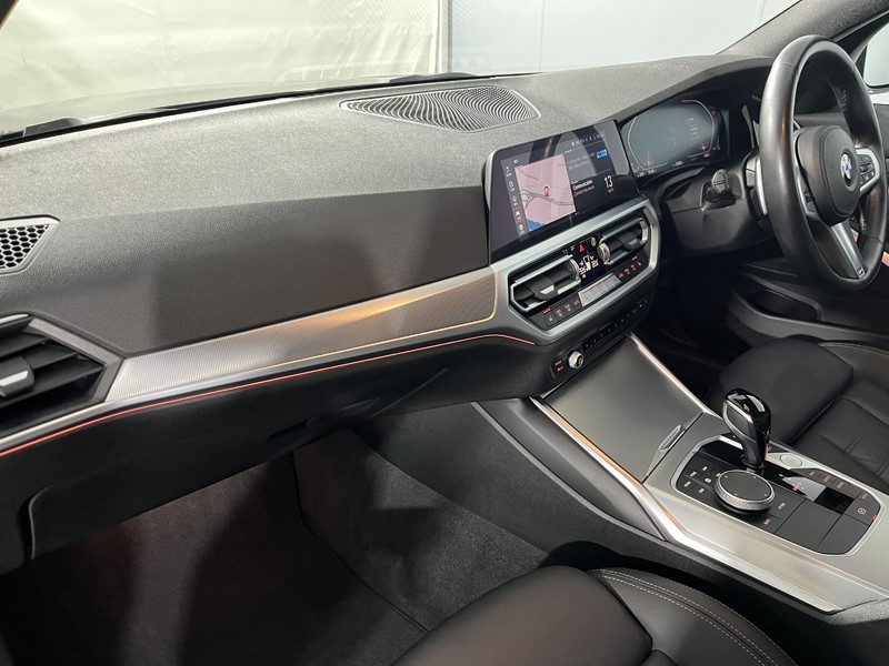 2022 (22) BMW 3 SERIES 320i xDrive M Sport 4dr Step Auto 5180293