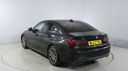 2022 (22) BMW 3 SERIES 320i xDrive M Sport 4dr Step Auto 5180288