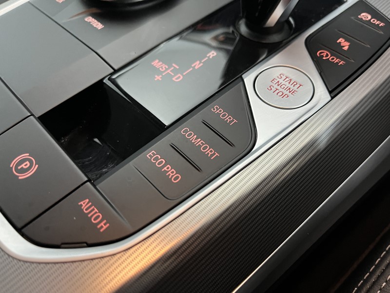 2022 (22) BMW 3 SERIES 320i xDrive M Sport 4dr Step Auto 5180320