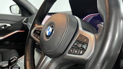 2022 (22) BMW 3 SERIES 320i xDrive M Sport 4dr Step Auto 5180308