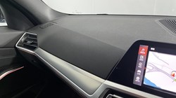 2022 (22) BMW 3 SERIES 320i xDrive M Sport 4dr Step Auto 5180312