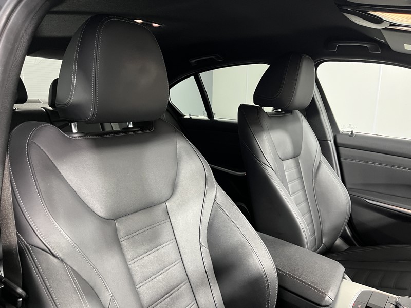 2022 (22) BMW 3 SERIES 320i xDrive M Sport 4dr Step Auto 5180297